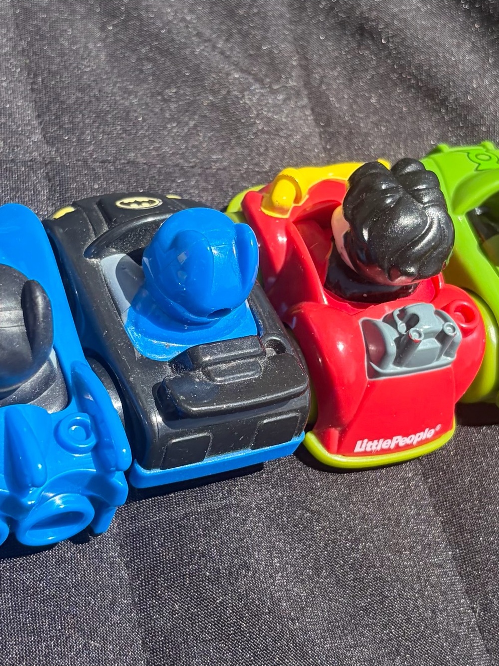 Little People Super Friends + Vehicle Lot of 9 - Picture 5 of 5